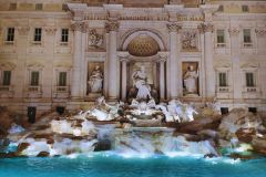 Fontana di Trevi-Roma